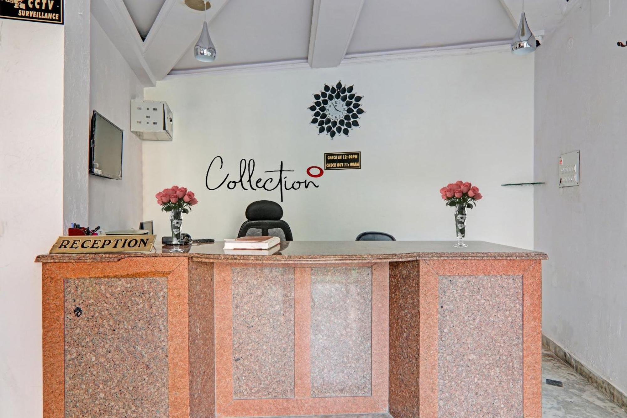 Hotel Collection O Premier Near Hazratganj Lucknow Esterno foto